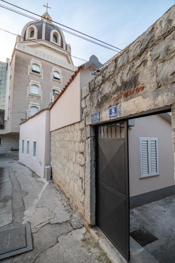 Modesty Apartment Split Exterior photo